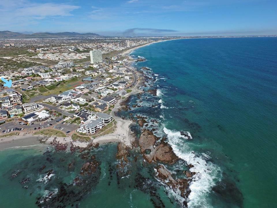 Small Bay Beach Suites Cape Town Dış mekan fotoğraf